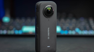 Insta360 ONE X3