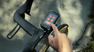 Avasta Garmin Edge 1050 unikaalsed funktsioonid, mis viivad Sinu s&otilde;idud uuele tasemele