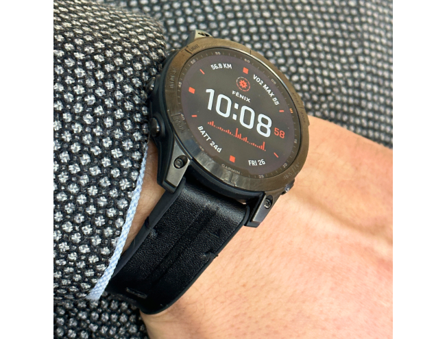 Kiirkinnitusega kellarihmad 26mm Nahk-silikoon - must